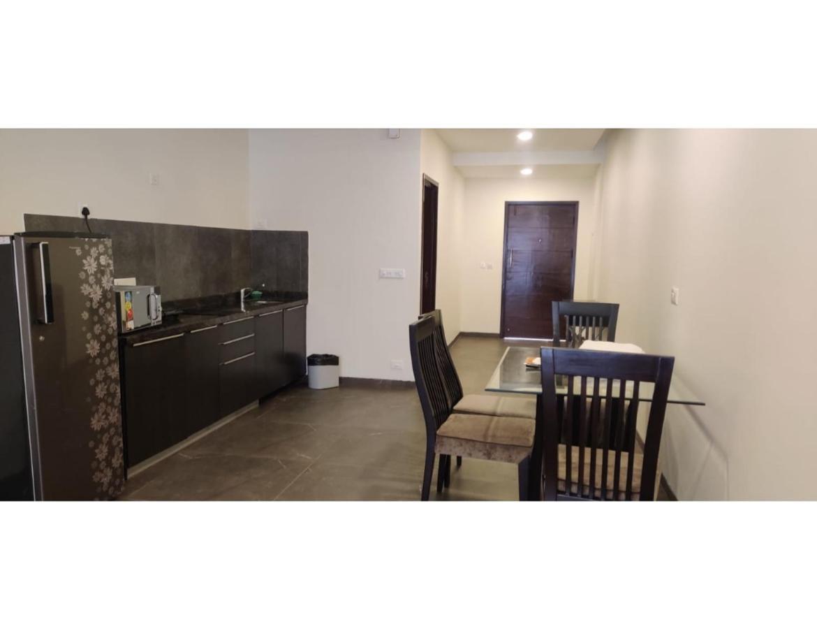 Aarju Luxurious Stay كالانغيُت المظهر الخارجي الصورة