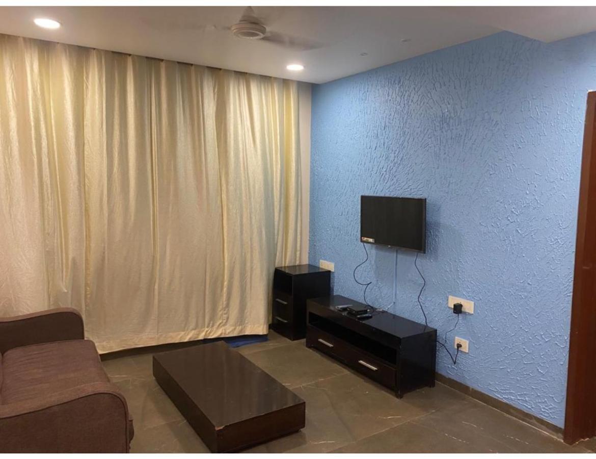 Aarju Luxurious Stay كالانغيُت المظهر الخارجي الصورة