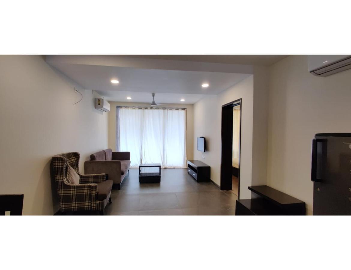 Aarju Luxurious Stay كالانغيُت المظهر الخارجي الصورة